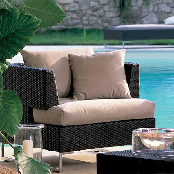 outdoor_wicker_garden_patio_premium_luxury_and_mordern_Allweather-sofa_sets_luxox_15_grande_2_grande_9552e947-1e22-419b-9a36-75fccc1aec6e_2048x